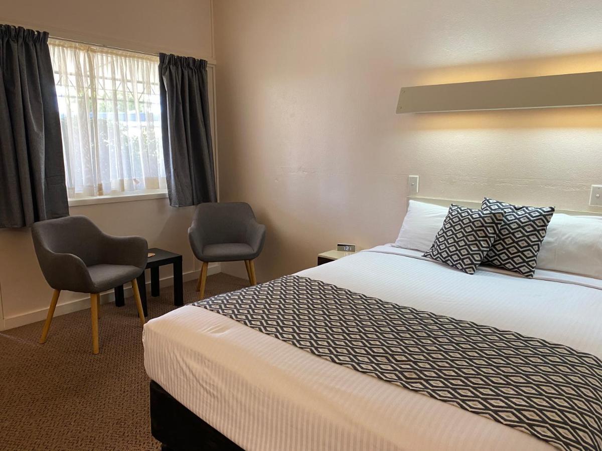 Ben Hall Motor Inn Forbes Eksteriør billede